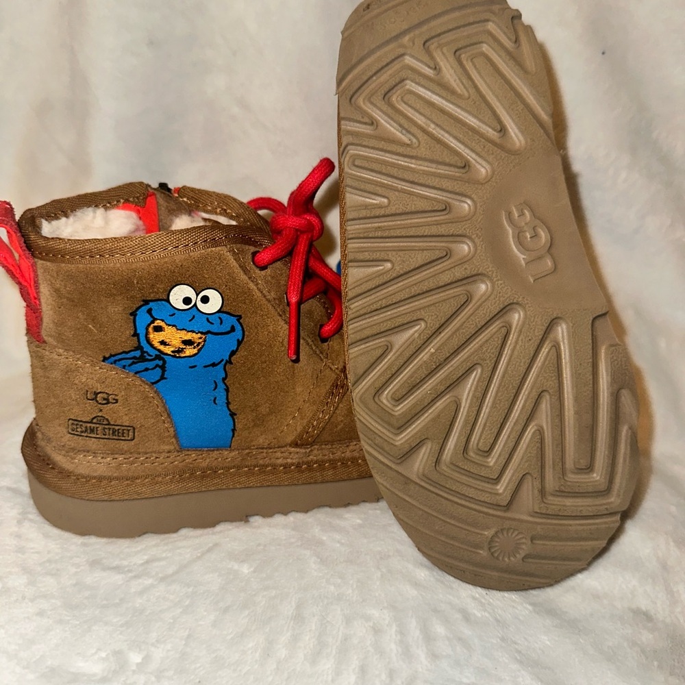 UGG Kids Boots Sesame Street with Cookie Monster and Elmo